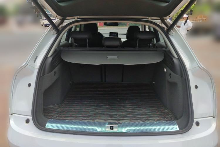 Used Audi Q3 2018 30th Anniversary Edition 30 TFSI Fashion Model Trunk