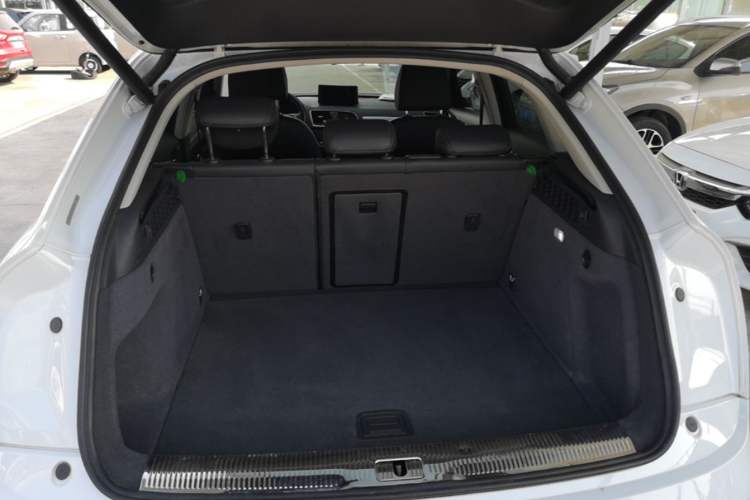 Used Audi Q3 2018 35 TFSI Fashion Edition Collector's Model Trunk