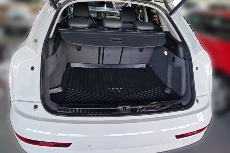 Used Audi Q3 2018 30 TFSI Fashion Edition Collector's Version Trunk