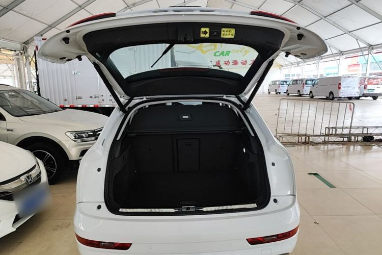 Used Audi Q3 2018 30th Anniversary Edition 30 TFSI Fashion Model Trunk