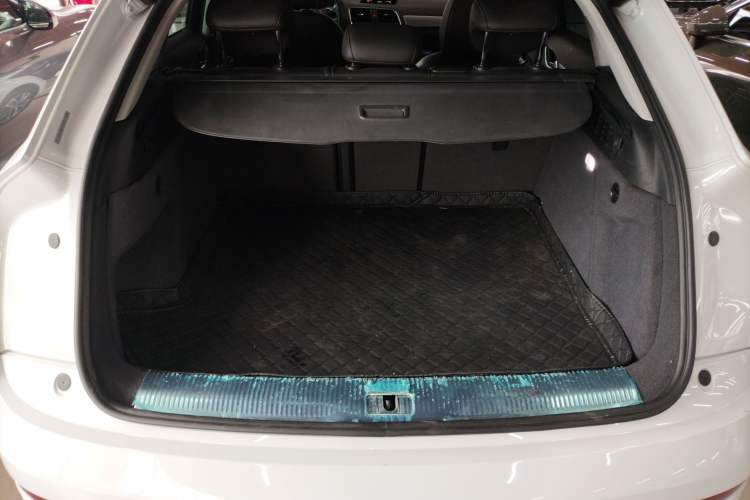 Used Audi Q3 2018 30 TFSI Fashion Edition Collector's Version Trunk