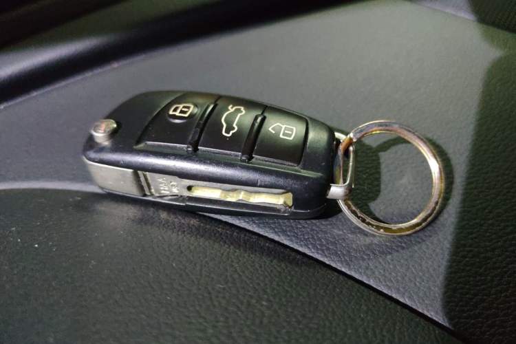 Used Audi Q3 2018 30th Anniversary Edition 30 TFSI Style Model Vehicle Key