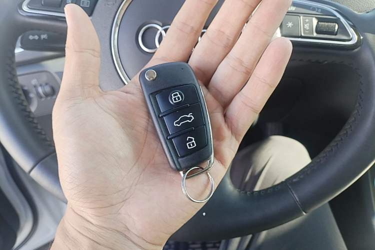 Used Audi Q3 2018 30th Anniversary Edition 30 TFSI Style Model Vehicle Key