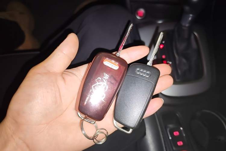 Used Audi Q3 2018 30th Anniversary Edition 30 TFSI Fashion Model Vehicle Key