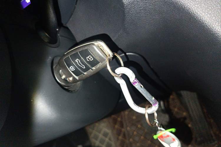 Used Audi Q3 2018 30th Anniversary Edition 30 TFSI Fashion Model Vehicle Key