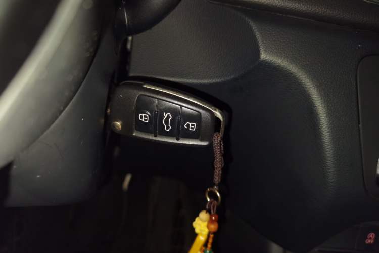 Used Audi Q3 2018 30 TFSI Fashion Edition Collector's Version Vehicle Key