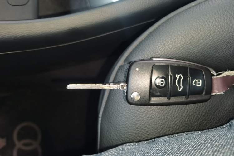 Used Audi Q3 2018 30 TFSI Fashion Edition Collector's Version Vehicle Key