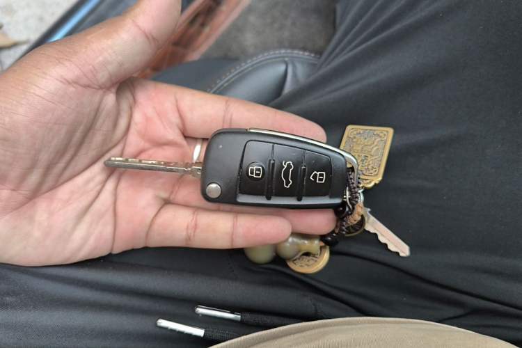 Used Audi Q3 2018 30 TFSI Fashion Edition Collector's Version Vehicle Key