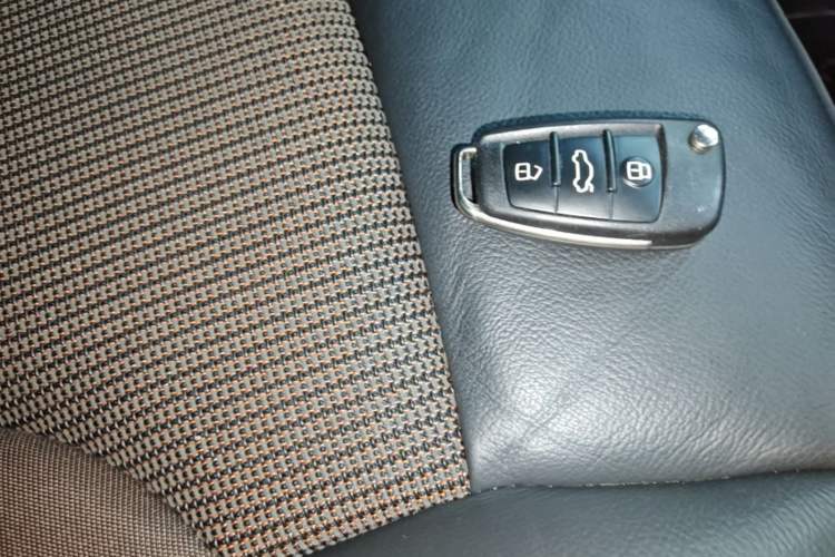 Used Audi Q3 2018 30 TFSI Fashion Edition Collector's Version Vehicle Key