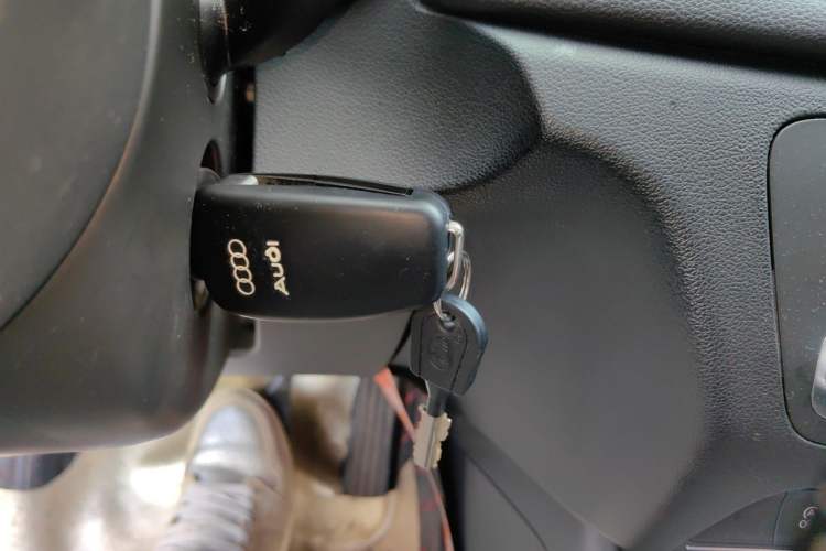 Used Audi Q3 2018 30 TFSI Fashion Edition Collector's Version Vehicle Key