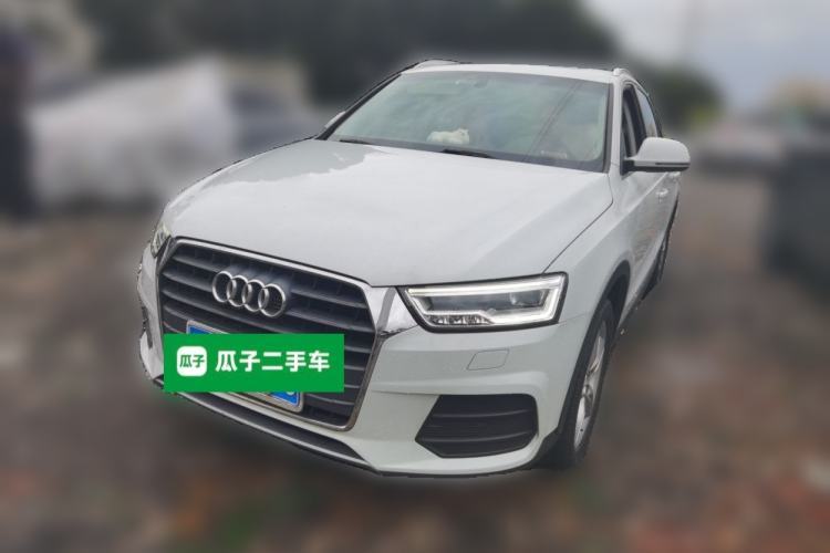 Used Audi Q3 2018 30th Anniversary Edition 30 TFSI Style Model Guazi used car, China used car export, Used car for sale, Used cars, Cheapest cars for sale