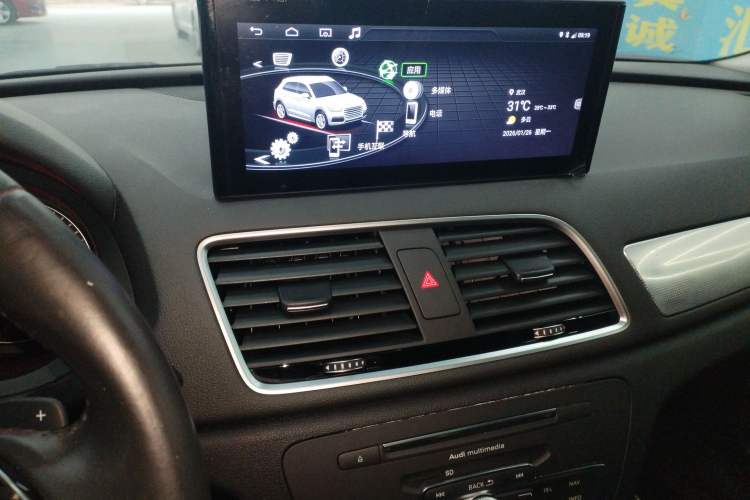 Used Audi Q3 2018 30th Anniversary Edition 30 TFSI Fashion Model Audio And AC Panel