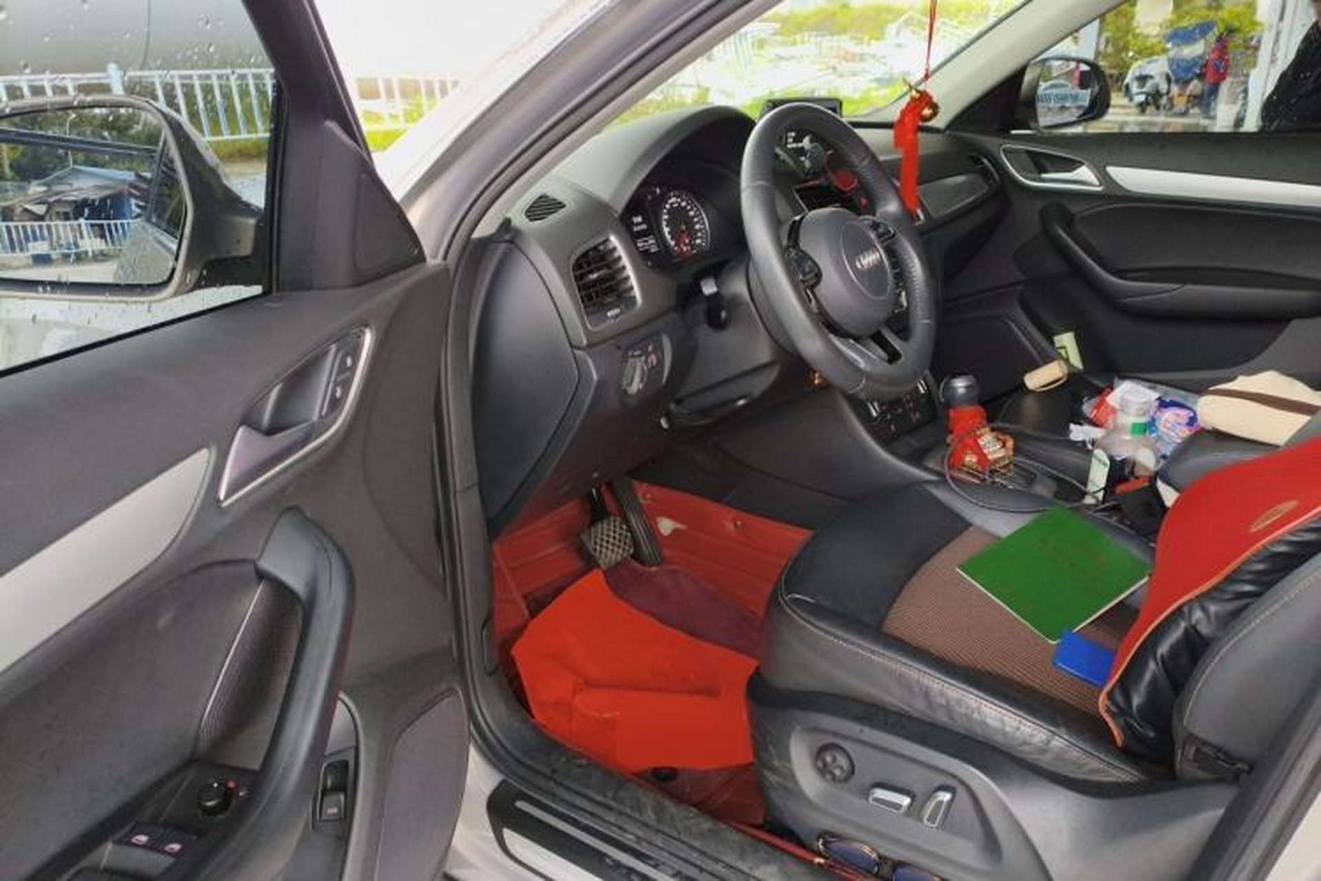 Used Audi Q3 2018 30 TFSI Fashion Edition Collector's Version Driver Seat