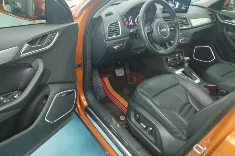 Used Audi Q3 2018 30th Anniversary Edition 30 TFSI Fashion Model Driver Seat