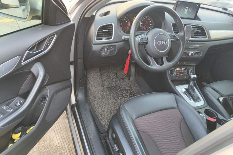 Used Audi Q3 2018 30th Anniversary Edition 35 TFSI Fashion Model Driver Seat