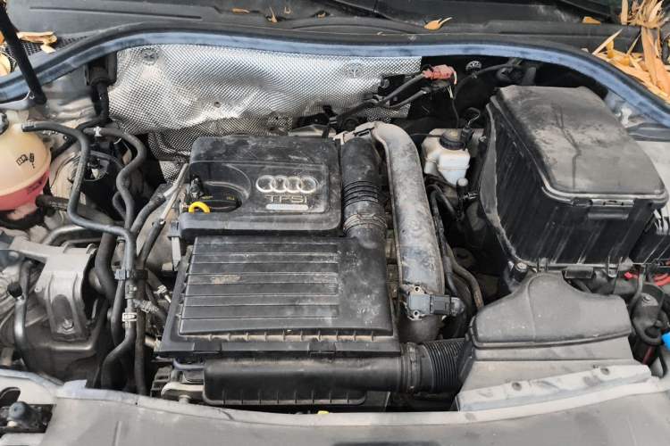 Used Audi Q3 2018 30 TFSI Fashion Edition Collector's Version Engine Bay