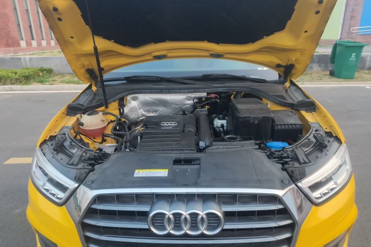 Used Audi Q3 2018 30th Anniversary Edition 30 TFSI Fashion Model Engine Bay