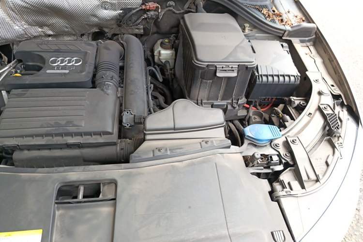 Used Audi Q3 2018 30th Anniversary Edition 30 TFSI Fashion Model Engine Bay Left