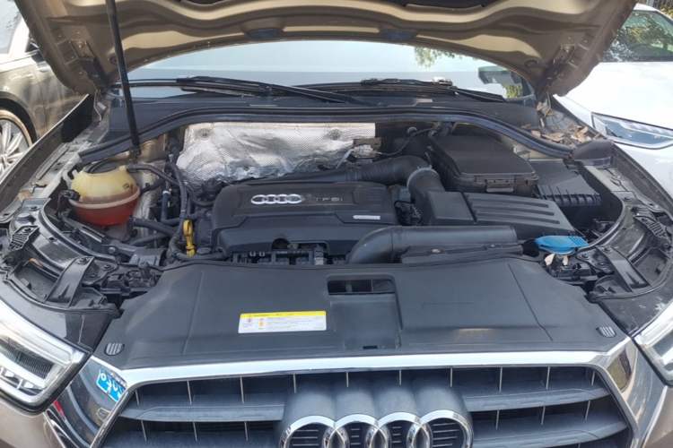Used Audi Q3 2018 30th Anniversary Edition 35 TFSI Fashion Model Engine Bay