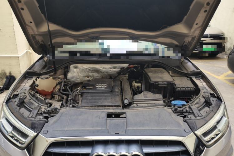 Used Audi Q3 2018 30th Anniversary Edition 30 TFSI Fashion Model Engine Bay