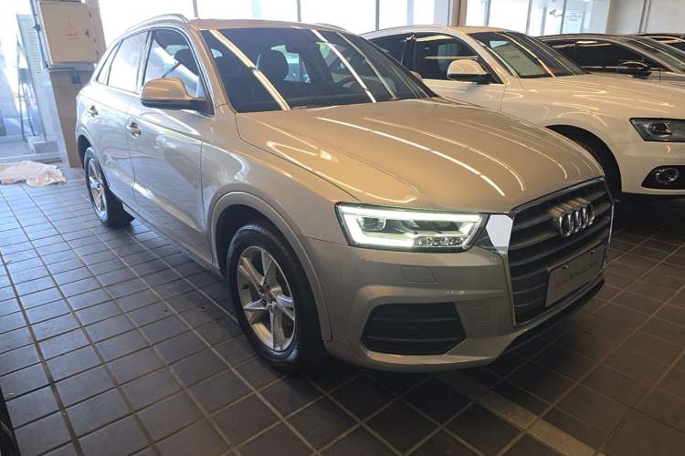 Used Audi Q3 2018 30th Anniversary Edition 30 TFSI Fashion Model Front Right 45 Deg
