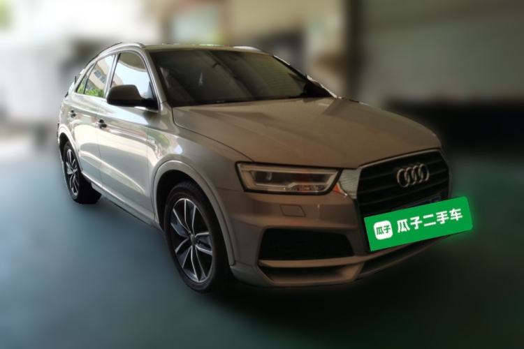 Used Audi Q3 2018 30 TFSI Fashion Edition Collector's Version Front Right 45 Deg
