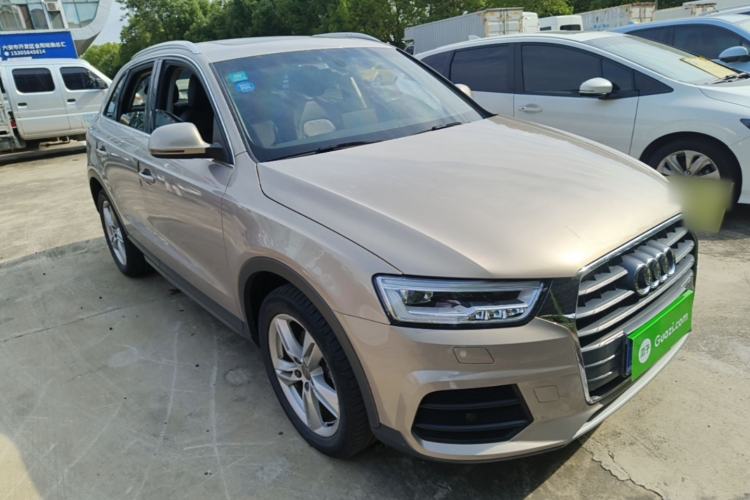 Used Audi Q3 2018 30th Anniversary Edition 30 TFSI Style Model Front Right 45 Deg