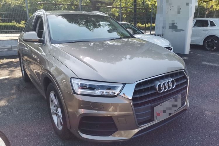 Used Audi Q3 2018 30th Anniversary Edition 35 TFSI Fashion Model Front Right 45 Deg