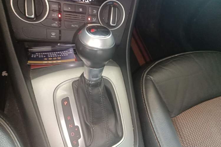 Used Audi Q3 2018 30th Anniversary Edition 30 TFSI Fashion Model Gear Lever