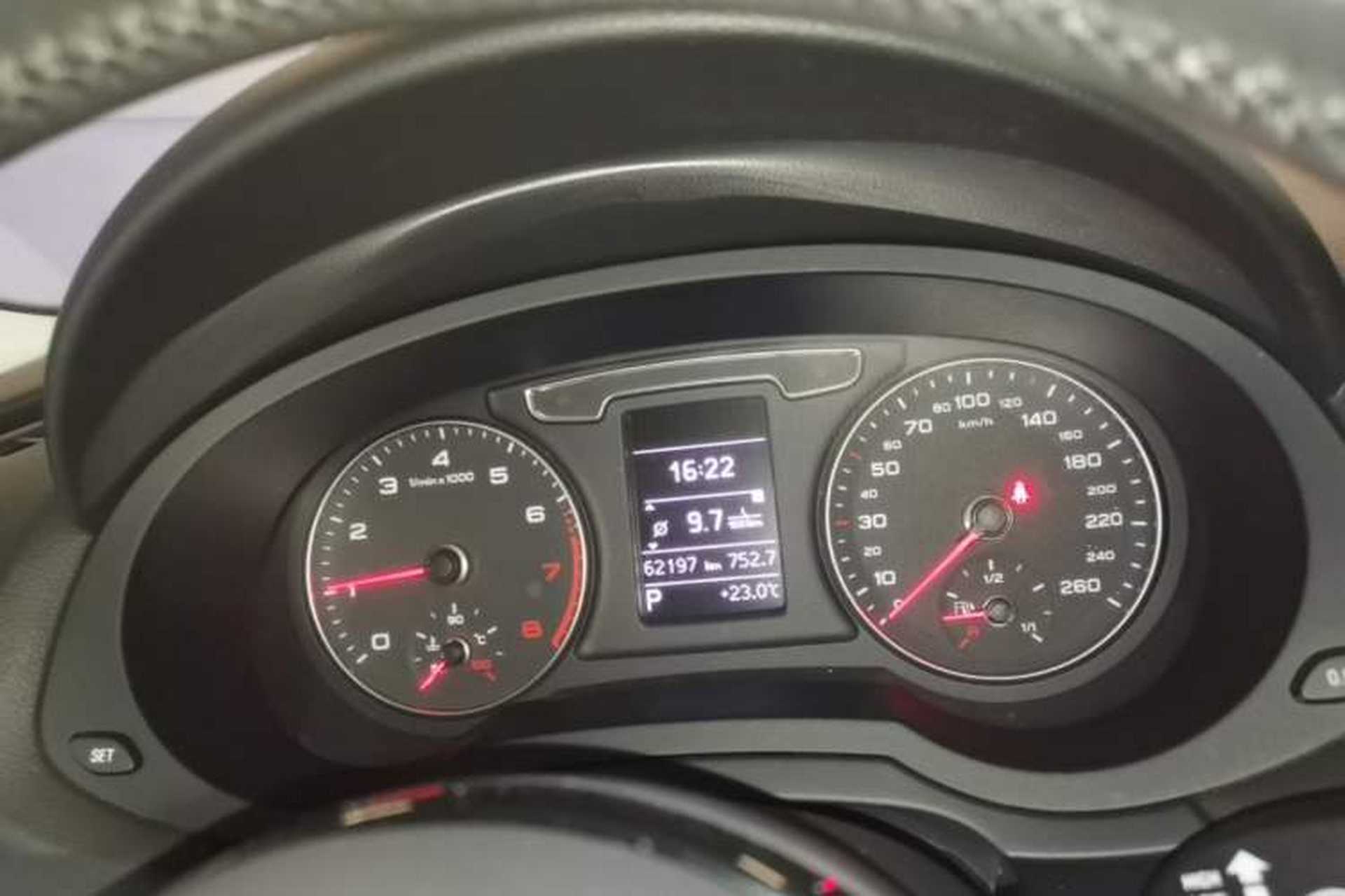 Used Audi Q3 2018 30th Anniversary Edition 35 TFSI Fashion Model Instrument Cluster