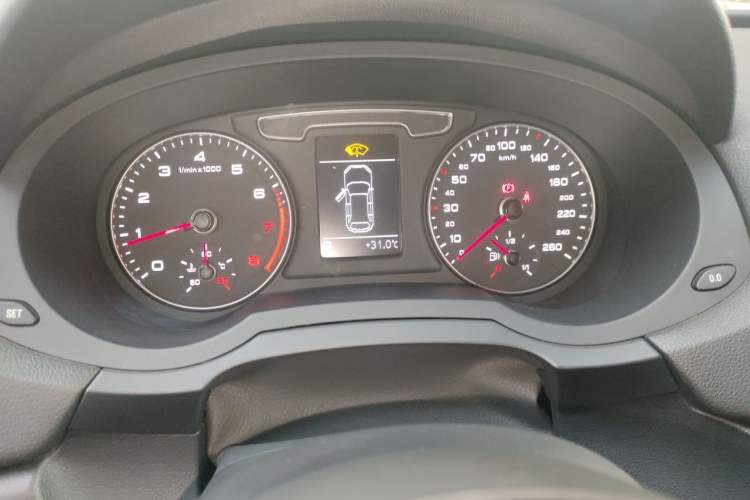 Used Audi Q3 2018 30 TFSI Fashion Edition Collector's Version Instrument Cluster