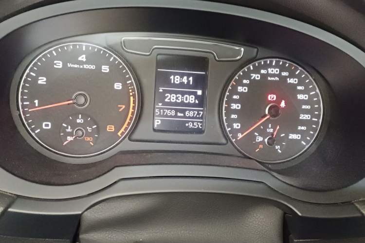 Used Audi Q3 2018 30th Anniversary Edition 30 TFSI Fashion Model Instrument Cluster
