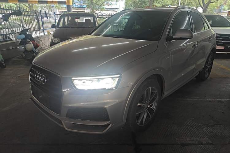 Used Audi Q3 2018 35 TFSI Fashion Edition Collector's Model Guazi used car, China used car export, Used car for sale, Used cars, Cheapest cars for sale