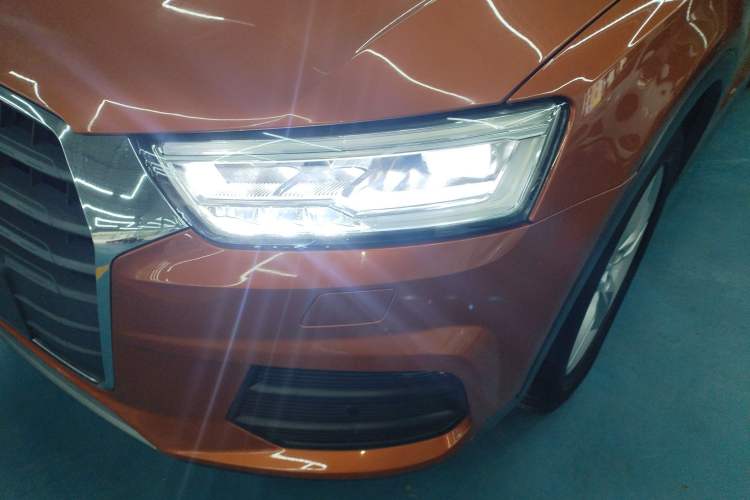 Used Audi Q3 2018 30th Anniversary Edition 30 TFSI Fashion Model Left Front Headlight
