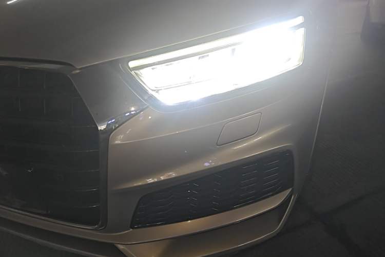 Used Audi Q3 2018 35 TFSI Fashion Edition Collector's Model Left Front Headlight