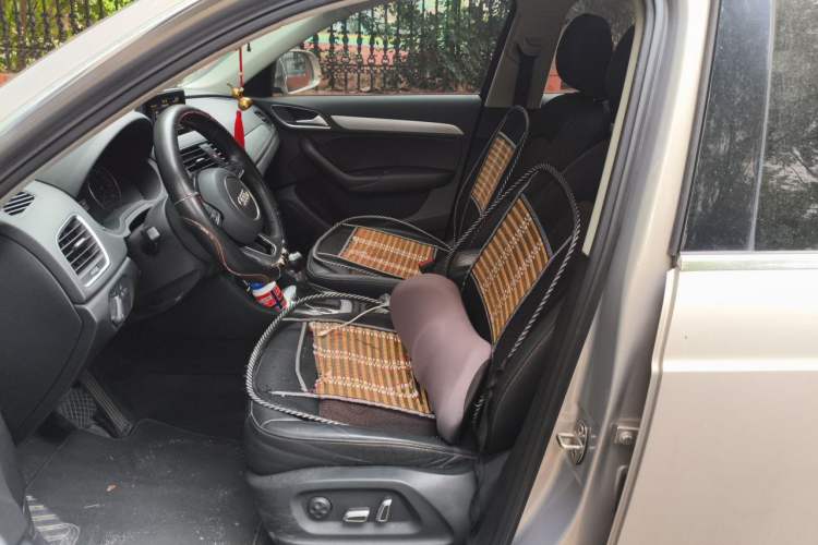 Used Audi Q3 2018 30th Anniversary Edition 30 TFSI Fashion Model Left Front Seat