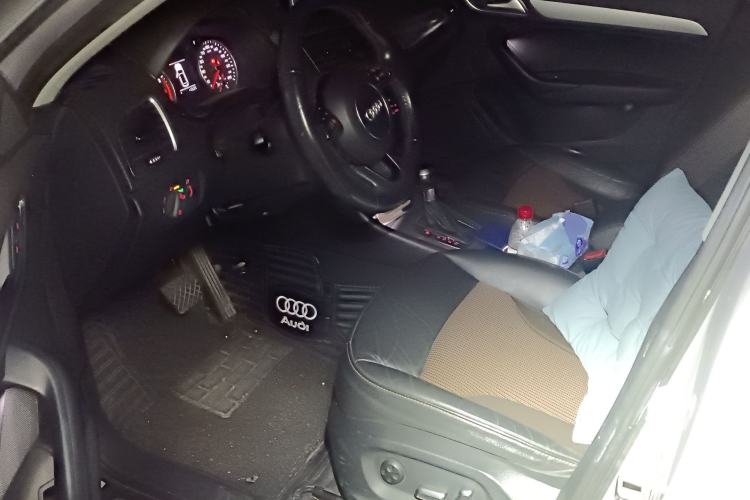 Used Audi Q3 2018 30th Anniversary Edition 30 TFSI Fashion Model Left Front Seat