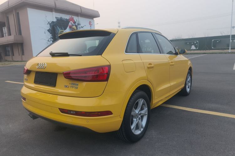 Used Audi Q3 2018 30th Anniversary Edition 30 TFSI Fashion Model Rear Right 45 Deg