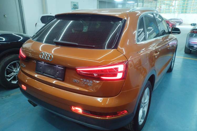 Used Audi Q3 2018 30th Anniversary Edition 30 TFSI Fashion Model Rear Right 45 Deg