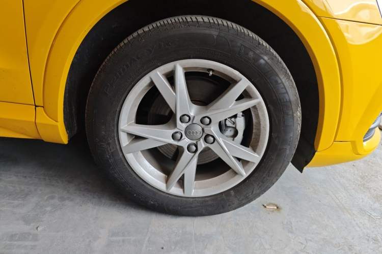 Used Audi Q3 2018 30th Anniversary Edition 35 TFSI Fashion Model Right Front Wheel Hub