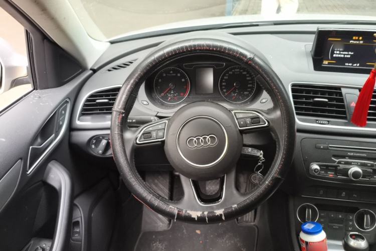 Used Audi Q3 2018 30th Anniversary Edition 30 TFSI Fashion Model Steering Wheel