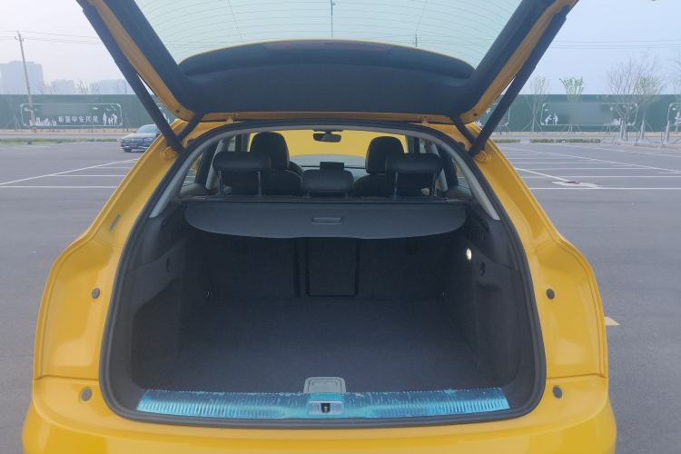Used Audi Q3 2018 30th Anniversary Edition 30 TFSI Fashion Model Trunk