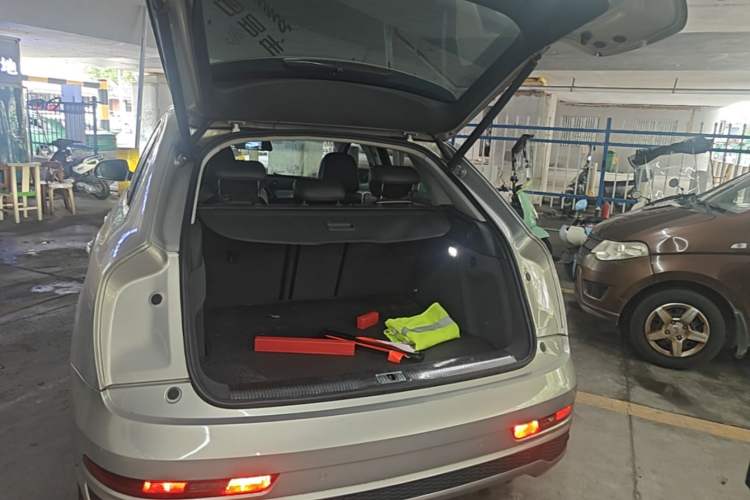 Used Audi Q3 2018 35 TFSI Fashion Edition Collector's Model Trunk