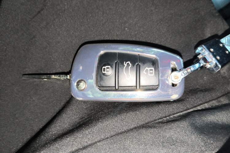 Used Audi Q3 2018 30 TFSI Fashion Edition Collector's Version Vehicle Key