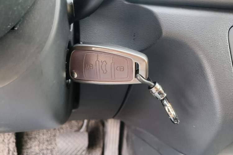 Used Audi Q3 2018 30th Anniversary Edition 35 TFSI Fashion Model Vehicle Key
