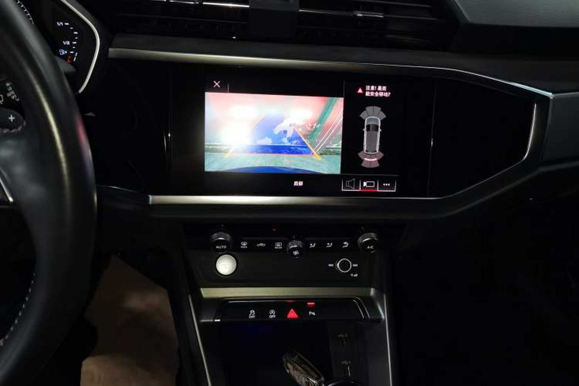Used Audi Q3 2019 40 TFSI Fashion Dynamic Model Audio And AC Panel