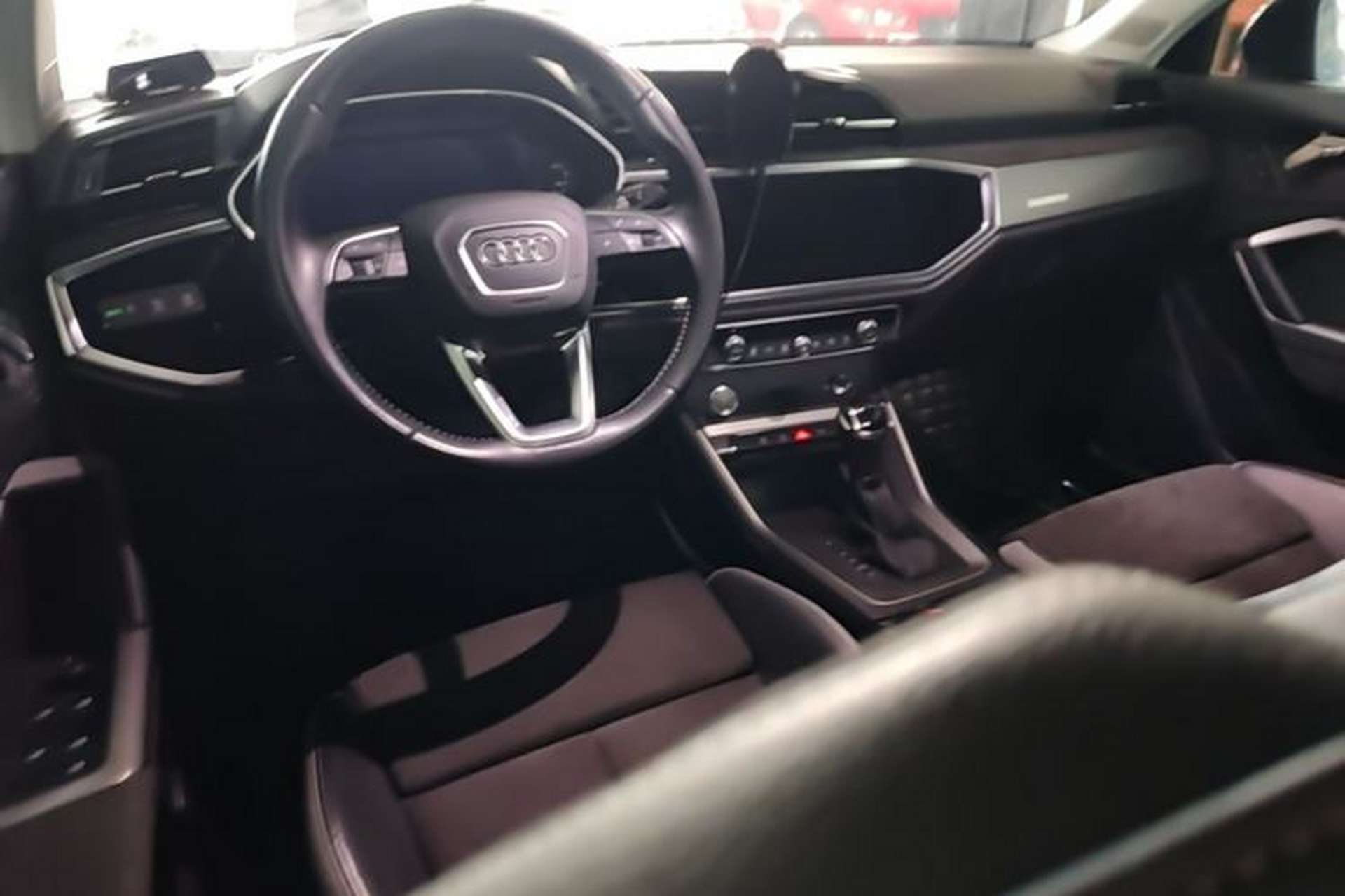 Used Audi Q3 2019 35 TFSI Advanced Dynamic Edition Center Console