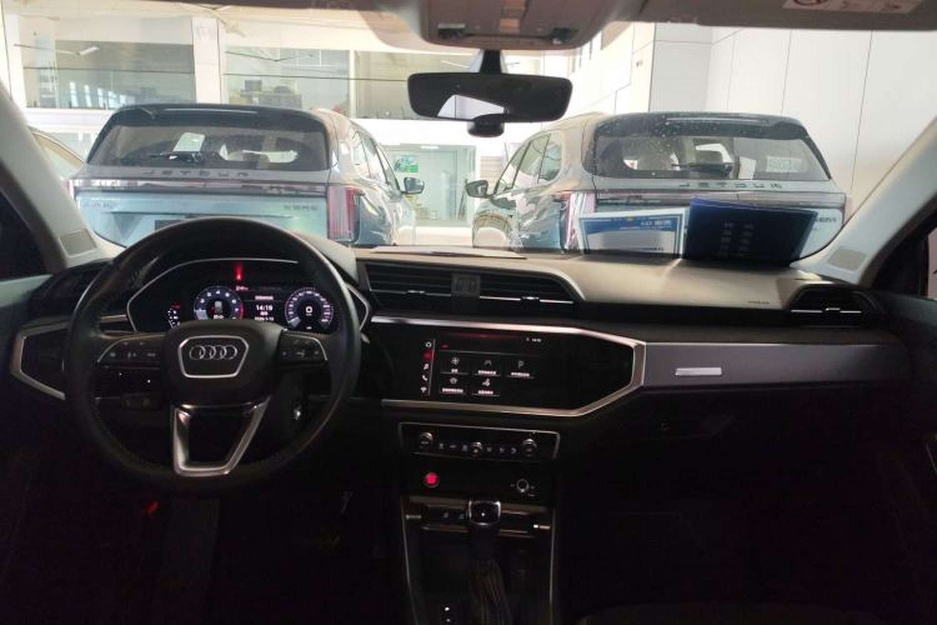 Used Audi Q3 2019 35 TFSI Advanced Dynamic Edition Center Console