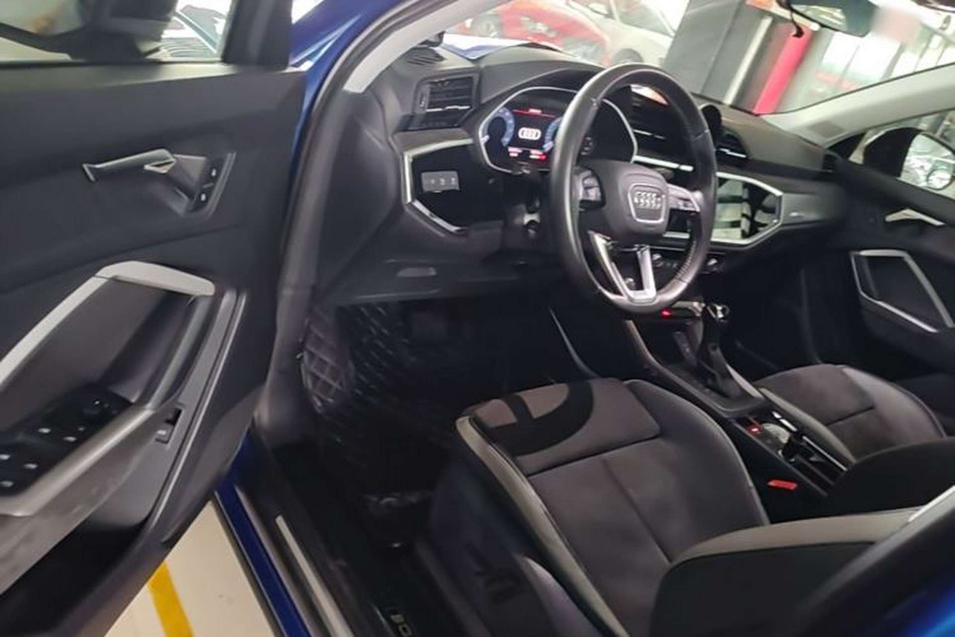 Used Audi Q3 2019 35 TFSI Advanced Dynamic Edition Driver Seat