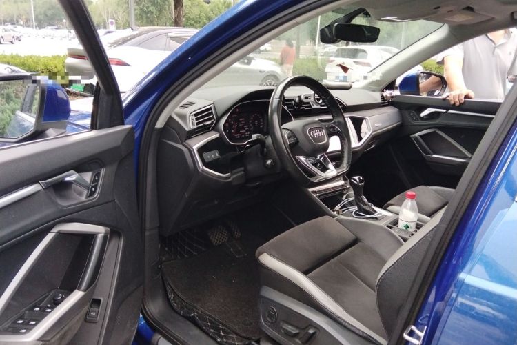 Used Audi Q3 2019 40 TFSI Fashion Dynamic Model Driver Seat